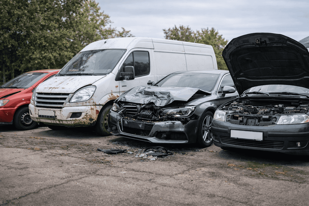 Welche Fahrzeuge ? die Autoverwertung in Neuss übernimmt – Teileträger bis Motorschaden